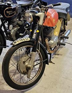 M-518657